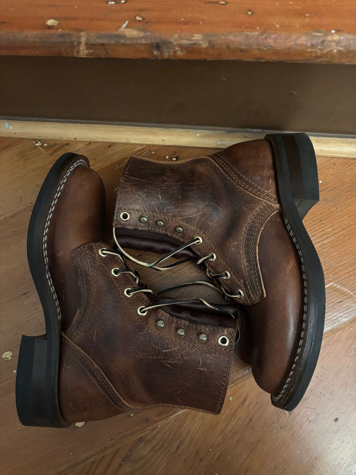 Photo by anekdot on December 5, 2025 of the Nicks Lace Up Heritage in Italian Brown Cypress.