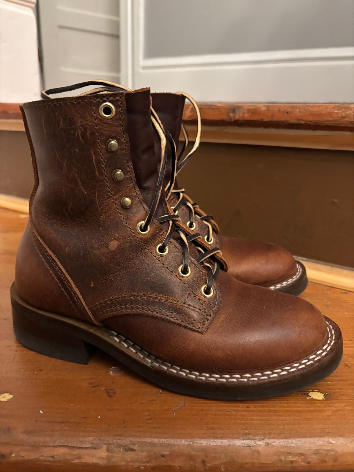 Photo by anekdot on December 5, 2025 of the Nicks Lace Up Heritage in Italian Brown Cypress.