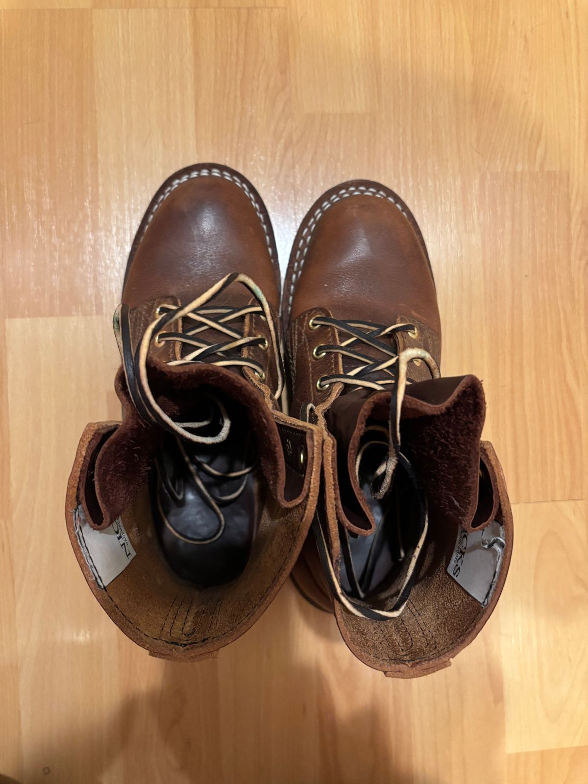 Photo by anekdot on January 5, 2026 of the Nicks Lace Up Heritage in Italian Brown Cypress.