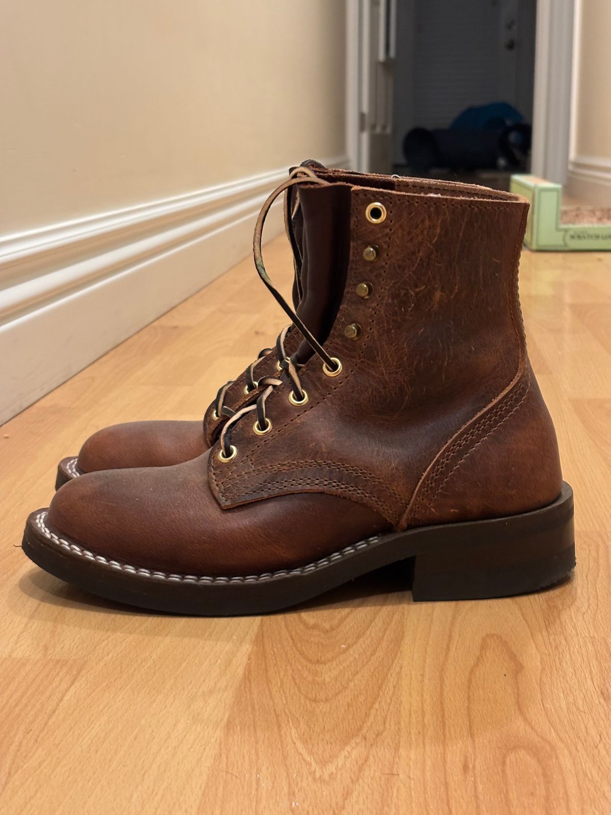 Photo by anekdot on March 5, 2026 of the Nicks Lace Up Heritage in Italian Brown Cypress.
