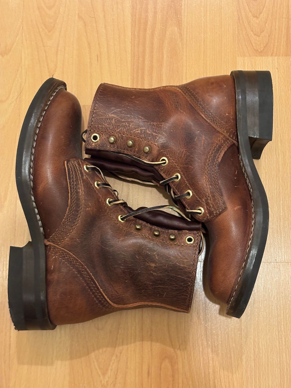 Photo by anekdot on March 5, 2026 of the Nicks Lace Up Heritage in Italian Brown Cypress.