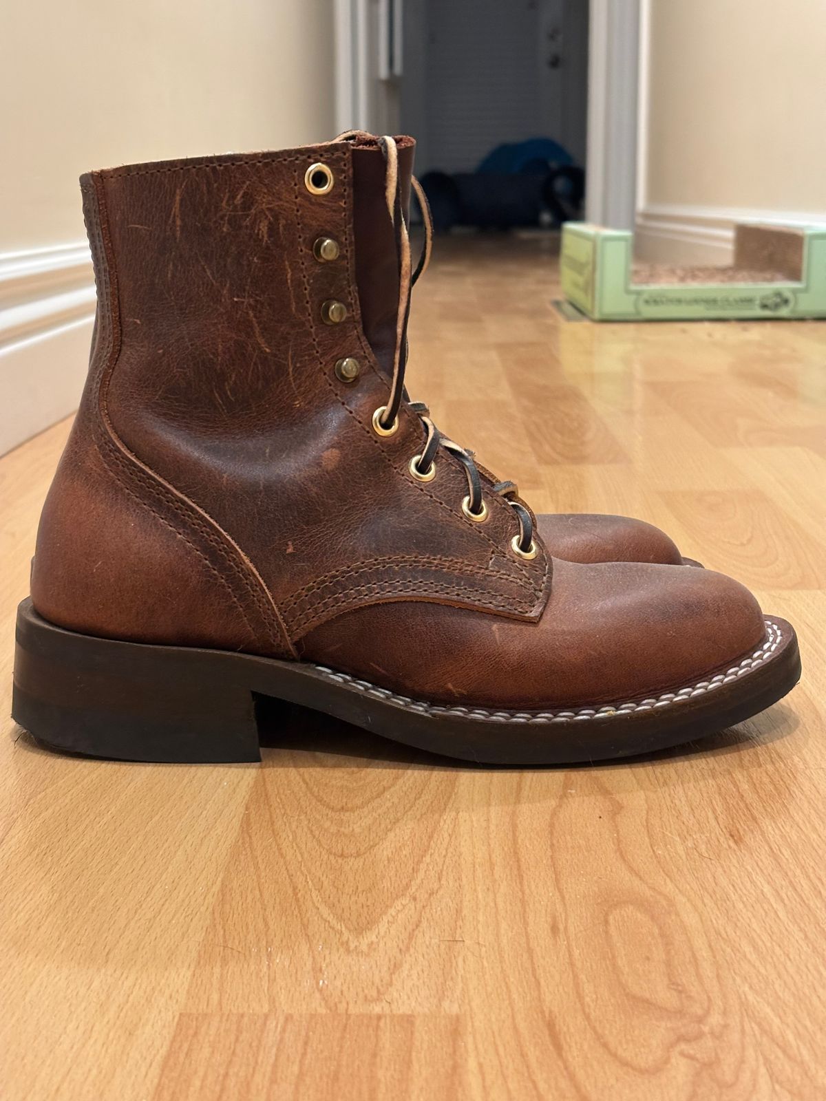 Photo by anekdot on March 5, 2026 of the Nicks Lace Up Heritage in Italian Brown Cypress.
