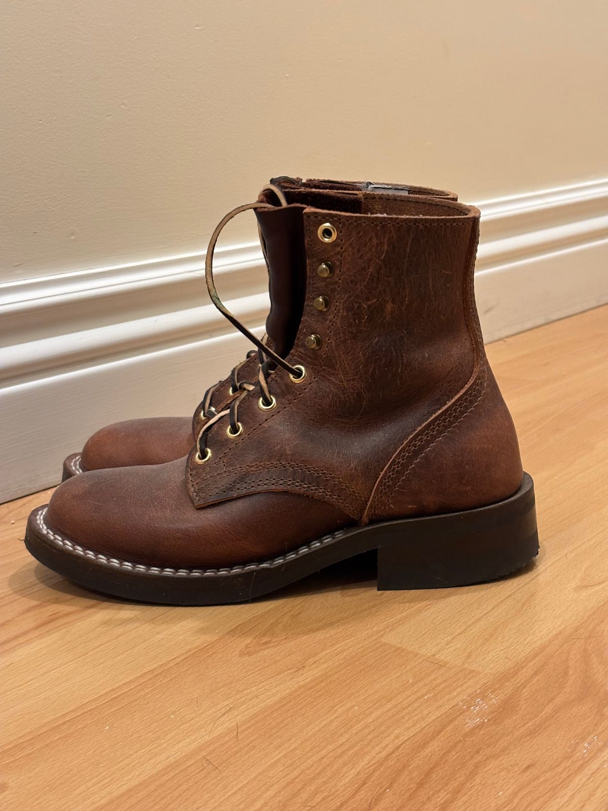 Photo by anekdot on April 5, 2026 of the Nicks Lace Up Heritage in Italian Brown Cypress.