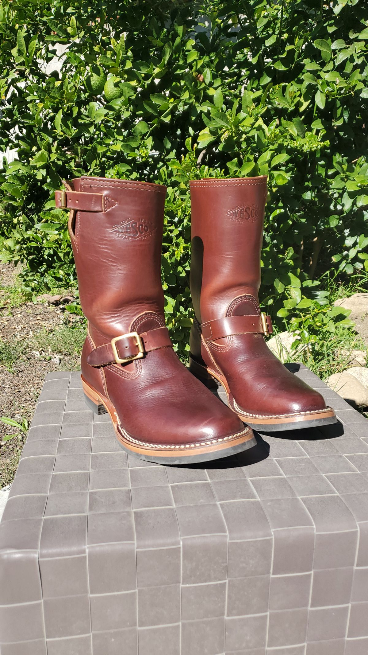 Photo by Jamesv on January 27, 2026 of the Wesco Mister Lou in Horween Umber Chromexcel.