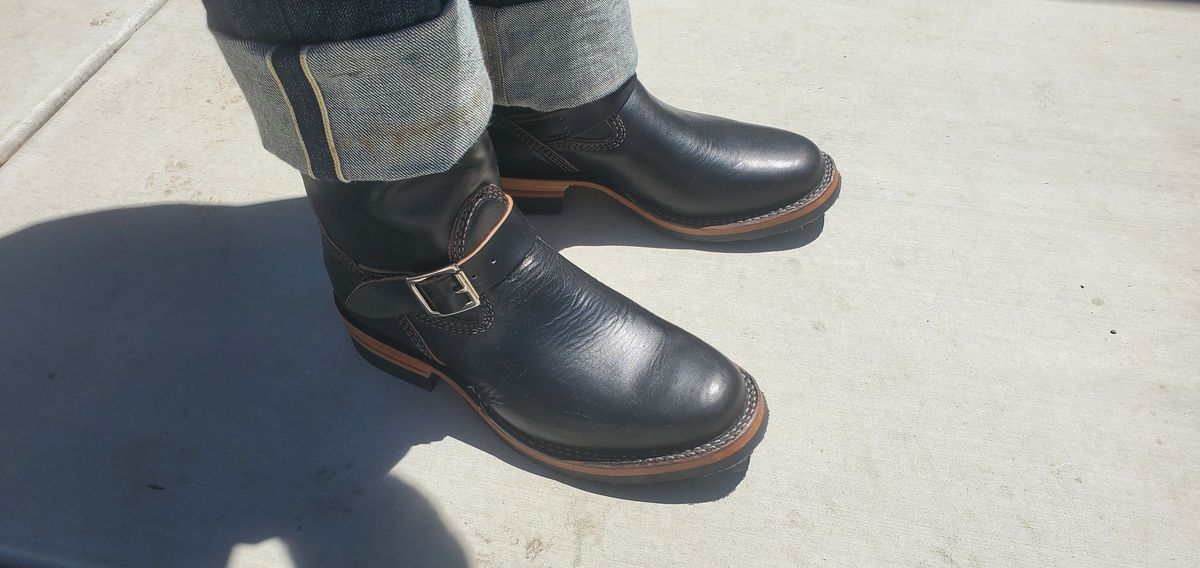 Photo by Jamesv on May 19, 2025 of the Wesco Mister Lou in Horween Black Chromexcel Horsehide.