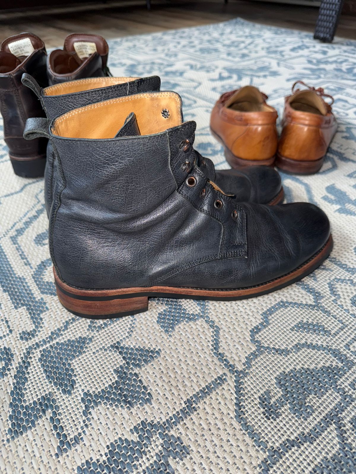 Photo by ty.302 on April 5, 2026 of the Unknown Maker Unknown Model in Unknown Leather.