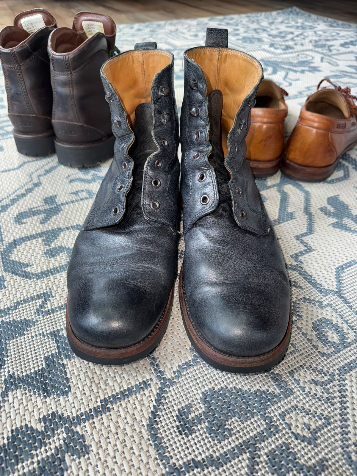 Photo by ty.302 on April 5, 2026 of the Unknown Maker Unknown Model in Unknown Leather.