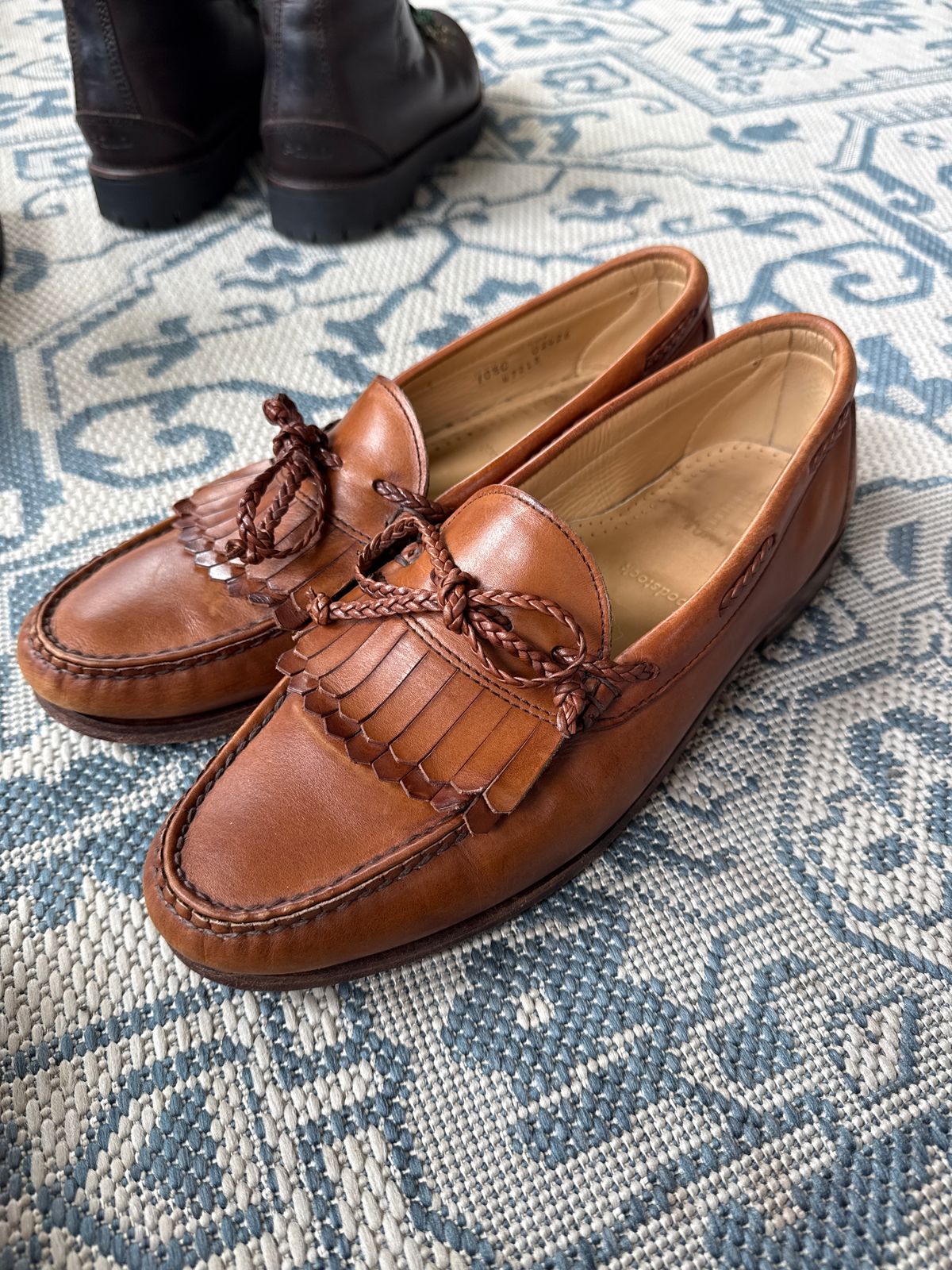 Photo by ty.302 on April 5, 2026 of the Allen Edmonds Unknown Model in Unknown.