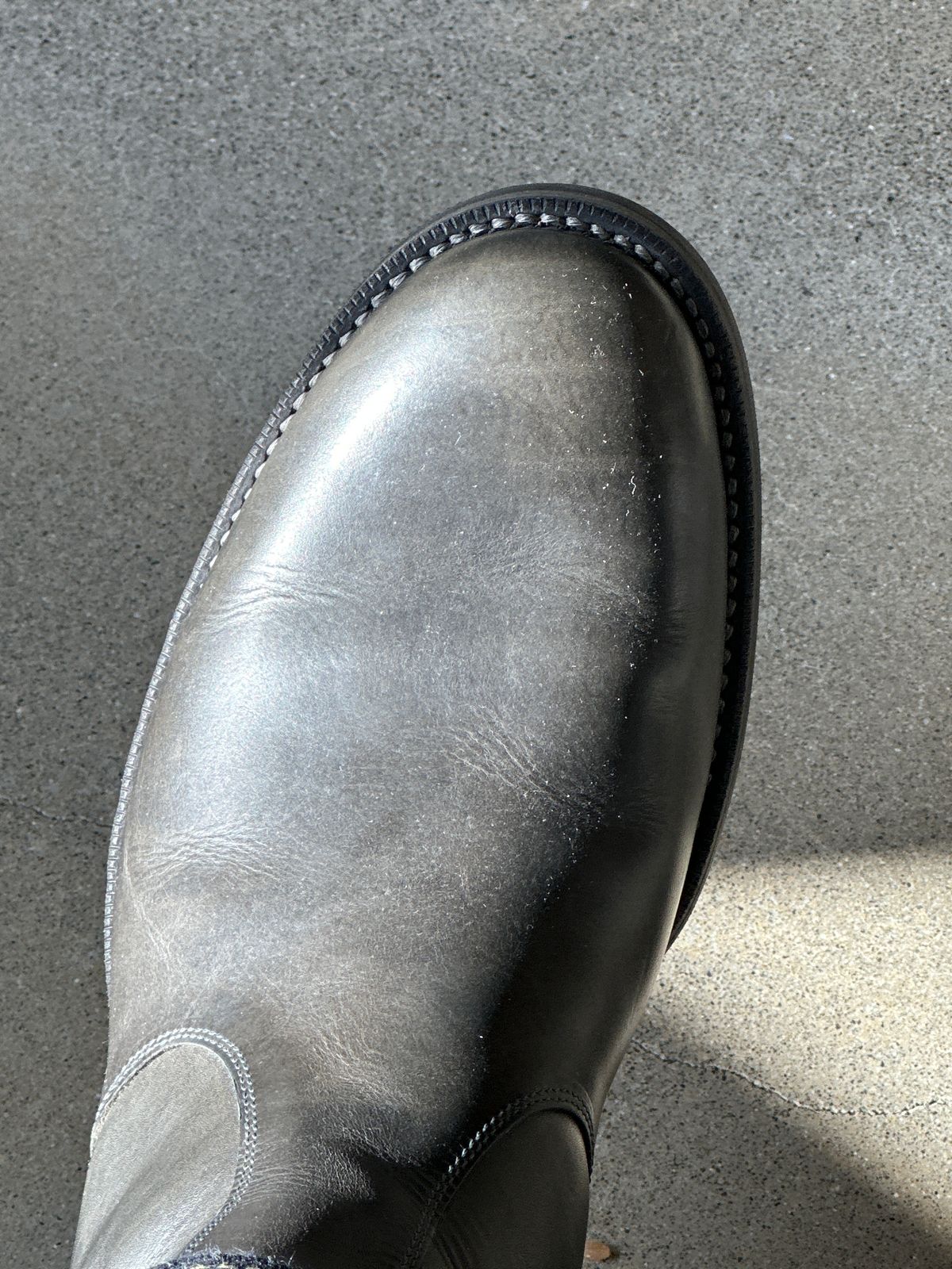 Photo by bigorangeduck on February 25, 2026 of the Rolling Dub Trio Gleaners Zip in Guidi Gray Calf.
