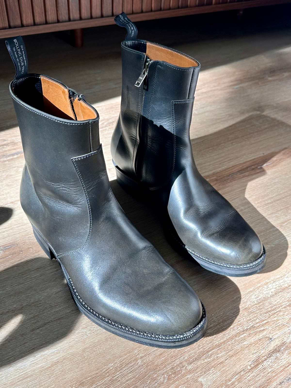 Photo by bigorangeduck on May 18, 2026 of the Rolling Dub Trio Gleaners Zip in Guidi Gray Calf.