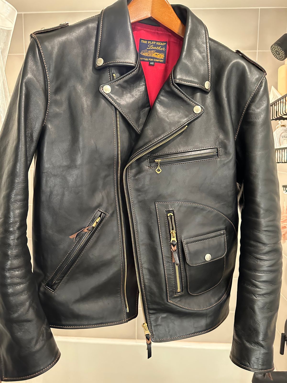 Photo by bigorangeduck on February 27, 2026 of the The Flat Head HW-004 in Shinki Horsehide Teacore.