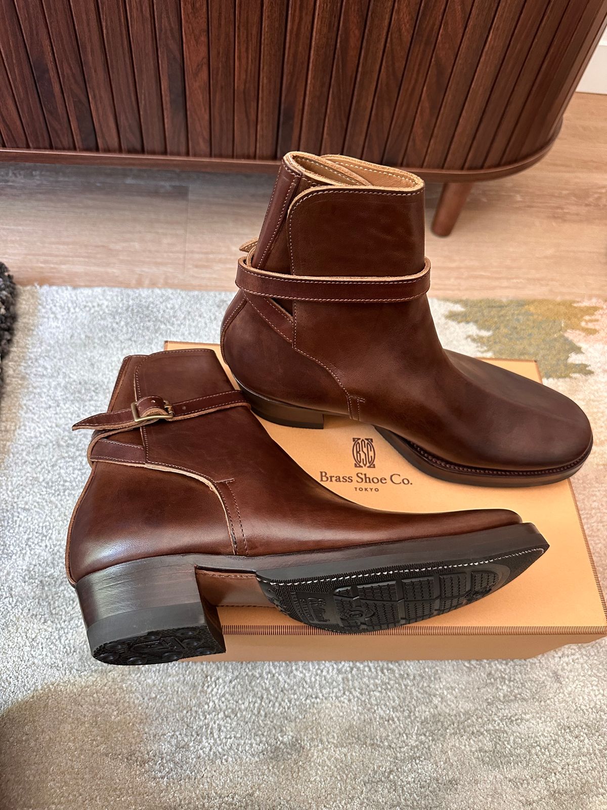 Photo by bigorangeduck on July 6, 2026 of the Clinch Jodhpur Boots in Brown-Overdyed Horsebutt.