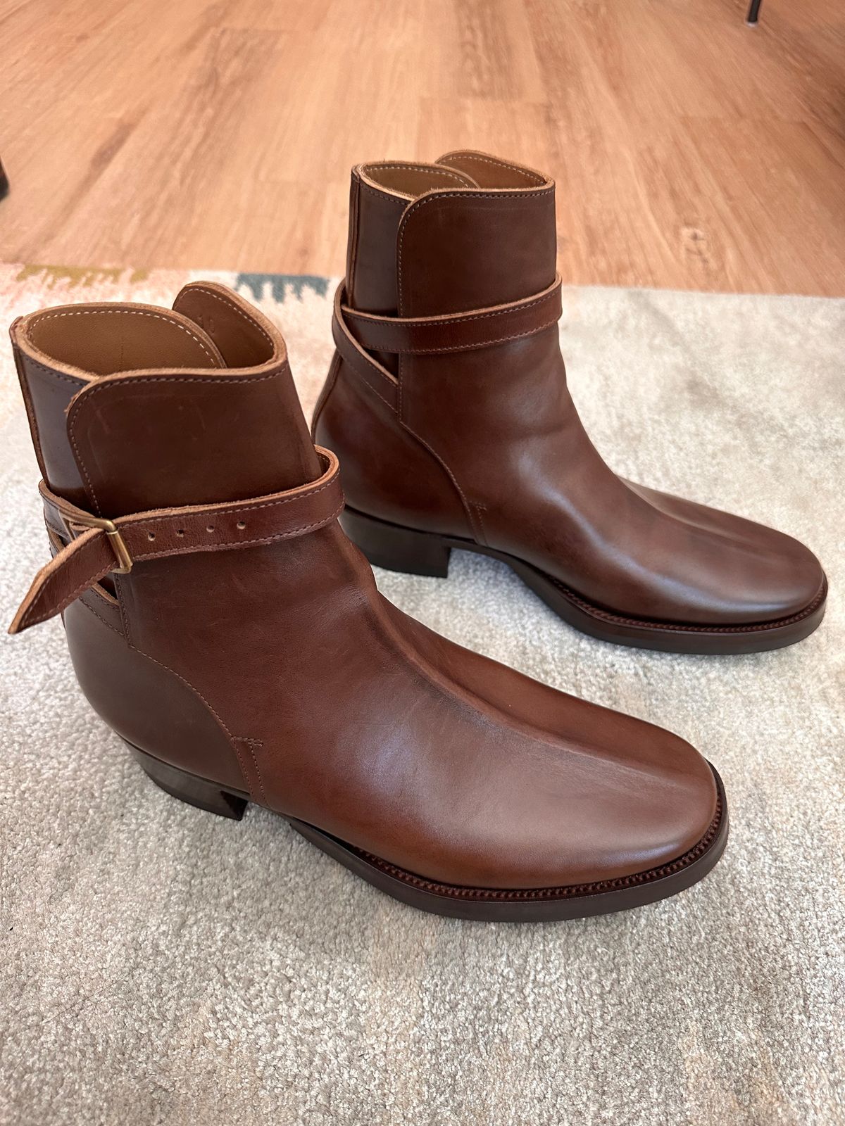 Photo by bigorangeduck on July 6, 2026 of the Clinch Jodhpur Boots in Brown-Overdyed Horsebutt.