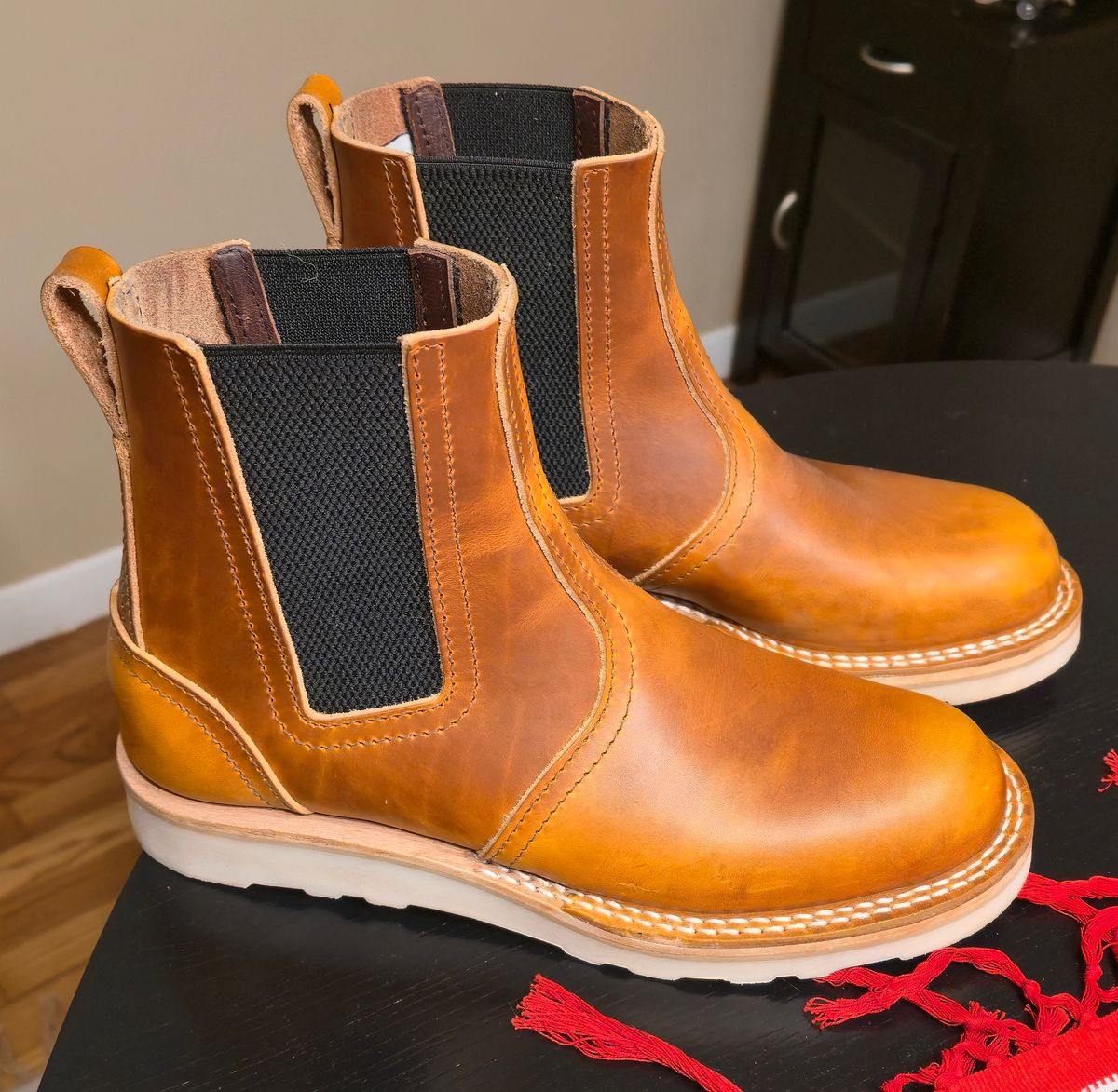 Photo by RyanH6516 on November 19, 2025 of the Nicks Heritage Chelsea in Wickett & Craig Mojave Double Stuffed.