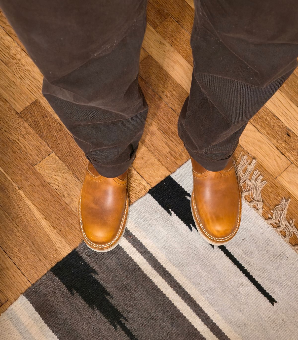 Photo by RyanH6516 on November 19, 2025 of the Nicks Heritage Chelsea in Wickett & Craig Mojave Double Stuffed.