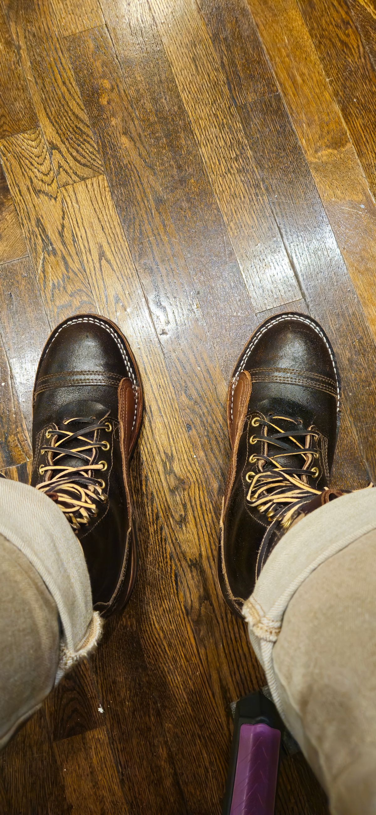 Photo by chalk031190 on August 1, 2025 of the Nicks x Rose Anvil ND1 in Horween Brown Waxed Flesh.