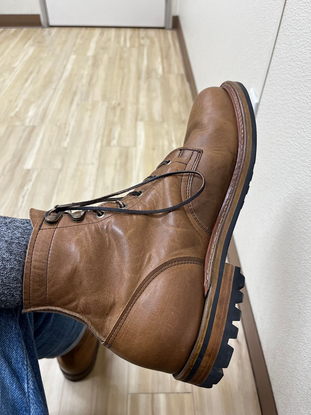 Photo by ineedmoreboots on May 10, 2025 of the Truman Plain Toe Boot in Horween Natural Cypress.