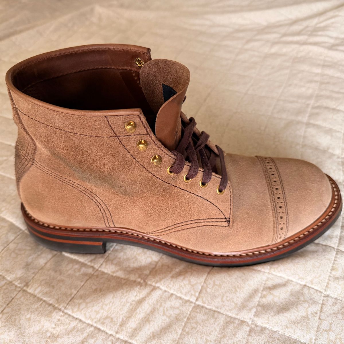 Photo by fromdusktilldusk on March 26, 2026 of the John Lofgren Combat Boots in Natural Roughout.