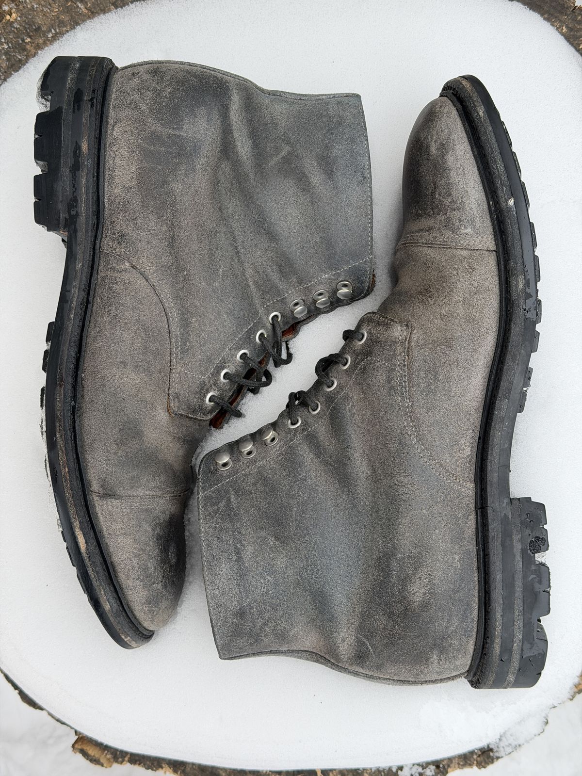 Photo by ramble_on on February 1, 2026 of the Grant Stone Cap Toe Boot in C.F. Stead Frost Waxed Commander.