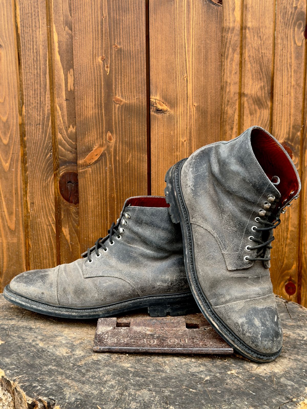 Photo by ramble_on on March 2, 2026 of the Grant Stone Cap Toe Boot in C.F. Stead Frost Waxed Commander.