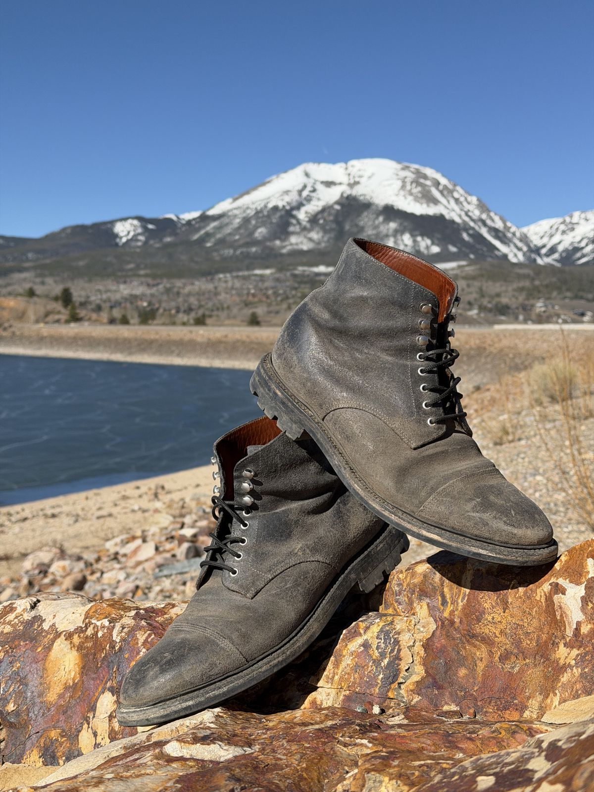Photo by ramble_on on March 25, 2026 of the Grant Stone Cap Toe Boot in C.F. Stead Frost Waxed Commander.