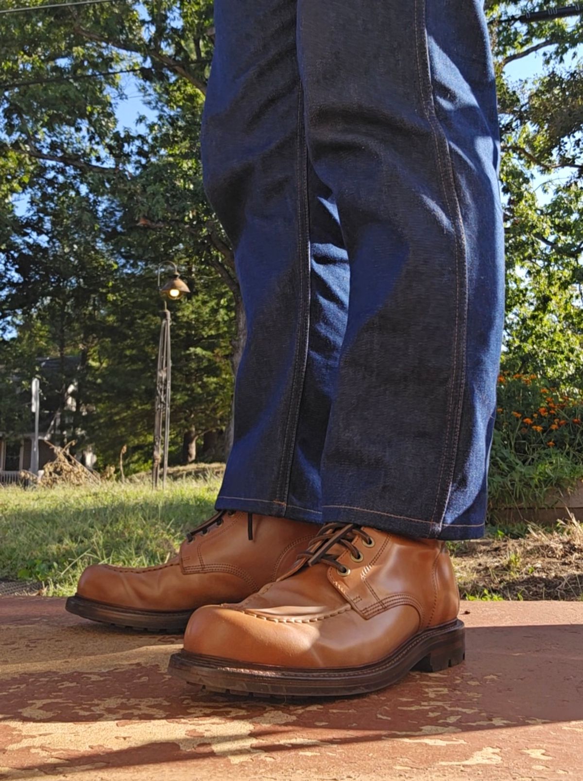Photo by DrewsShoes on September 13, 2025 of the Grant Stone Brass Boot in Horween Honey Glazed Shell Cordovan.