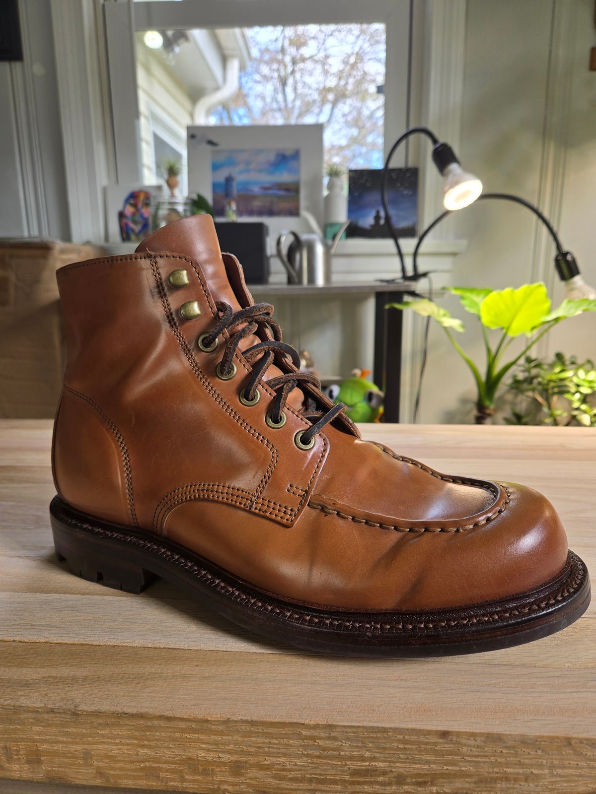 Photo by DrewsShoes on October 10, 2025 of the Grant Stone Brass Boot in Horween Honey Glazed Shell Cordovan.