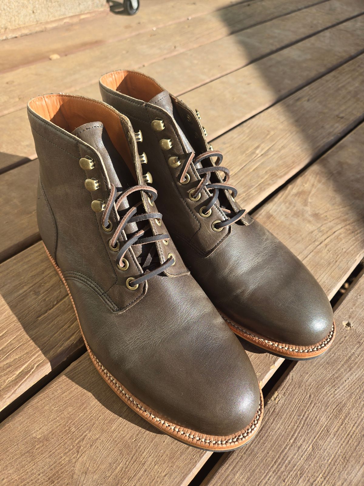 Photo by DrewsShoes on January 7, 2026 of the Grant Stone Diesel Boot in Maryam Jungle Kangaroo.