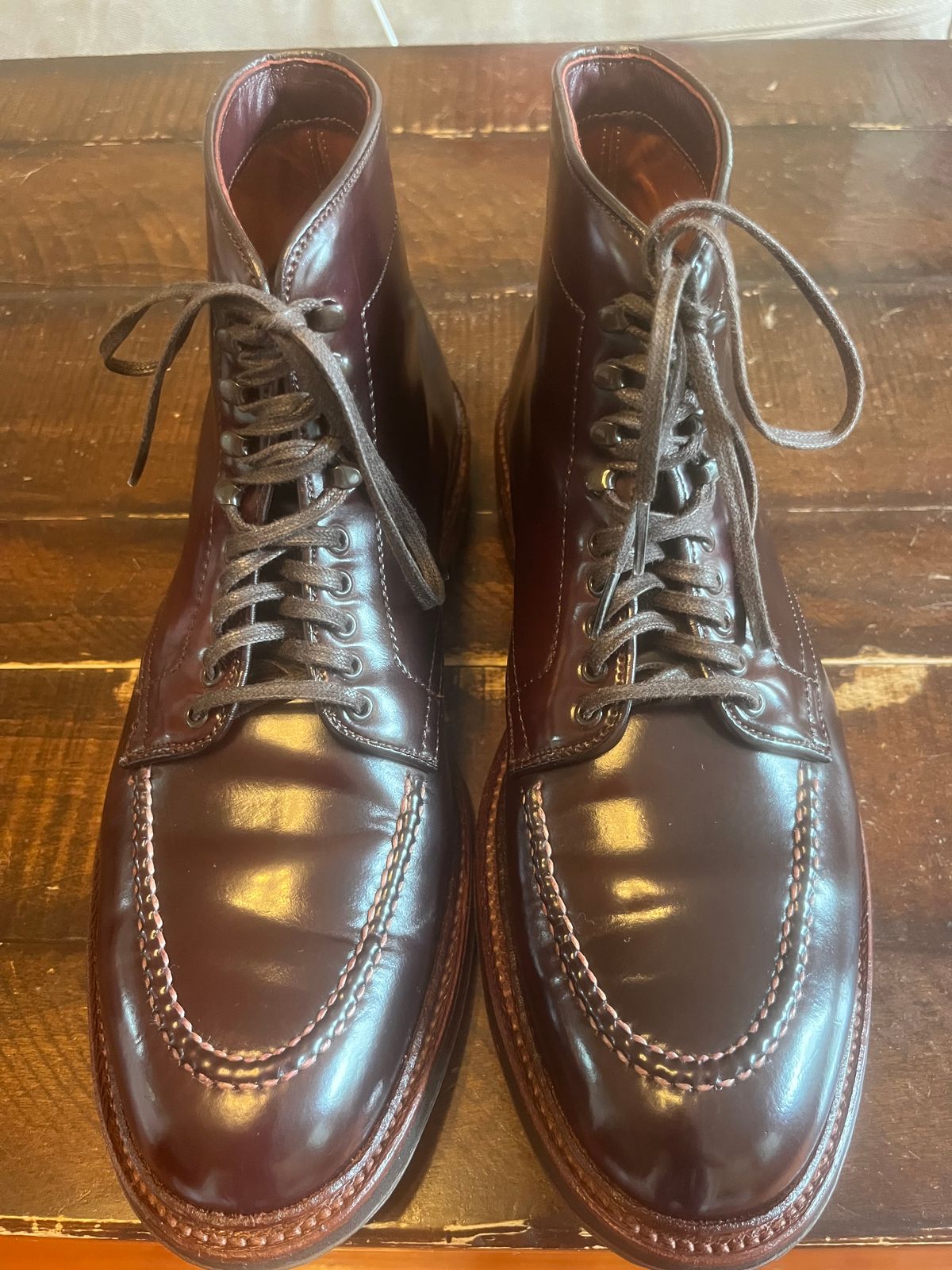 Photo by Gpittman9 on June 8, 2025 of the Alden Color 8 Shell Cordovan Handsewn U-Tip Boot in Horween Color 8 Shell Cordovan.