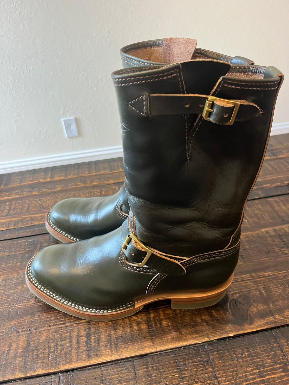 Photo by Gpittman9 on October 22, 2025 of the Wesco X The Shop Vancouver Mister Lou in Horween Olive Chromexcel.