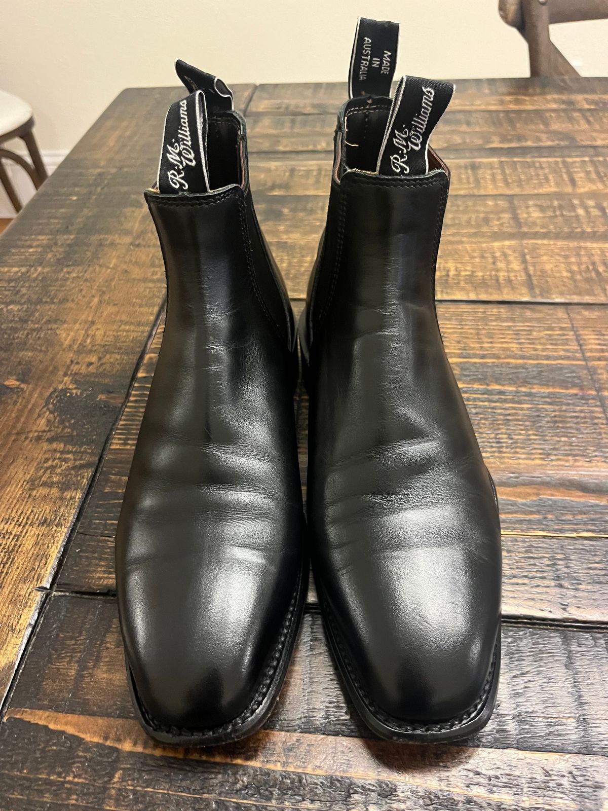 Photo by Gpittman9 on February 21, 2026 of the R.M. Williams Classic Craftsman Chelsea Boot in Black Yearling.