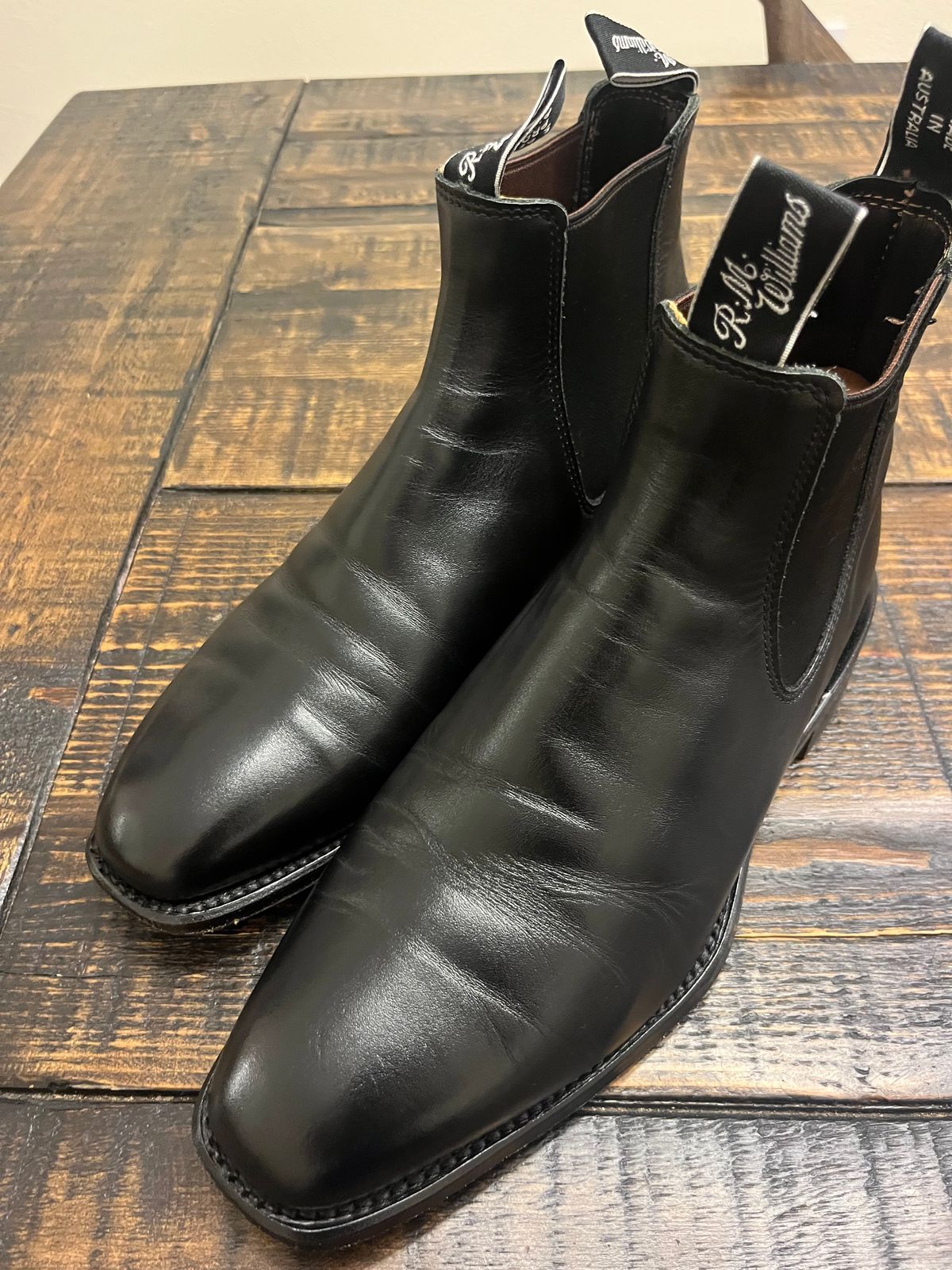 Photo by Gpittman9 on February 21, 2026 of the R.M. Williams Classic Craftsman Chelsea Boot in Black Yearling.