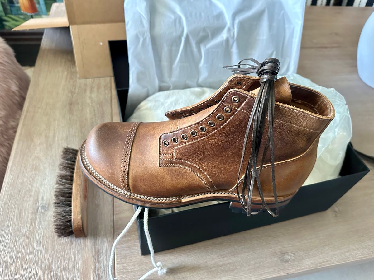 Photo by peachcobbler on January 29, 2026 of the Viberg Service Boot BCT in Horween Natural Cypress.