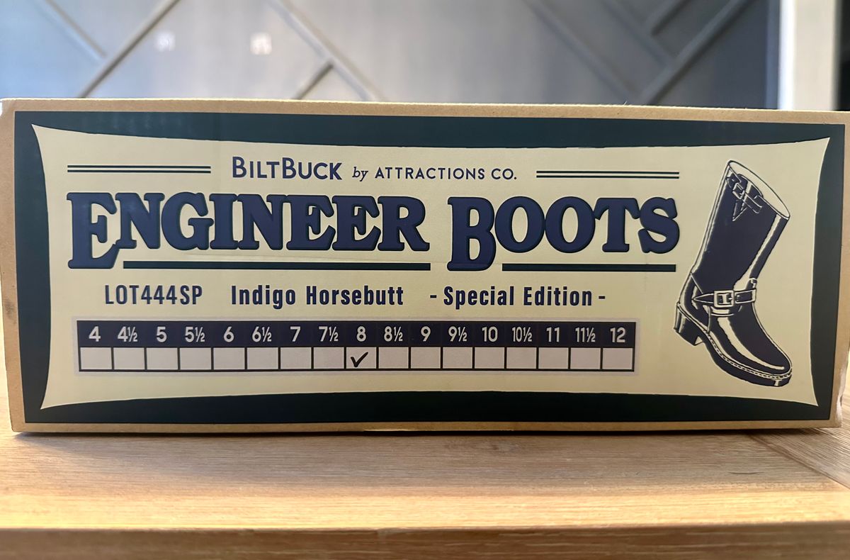 Photo by Suited_n_Booted on June 25, 2026 of the Attractions Biltbuck Lot 444SP (Special Edition) in Indigo Horsebutt.