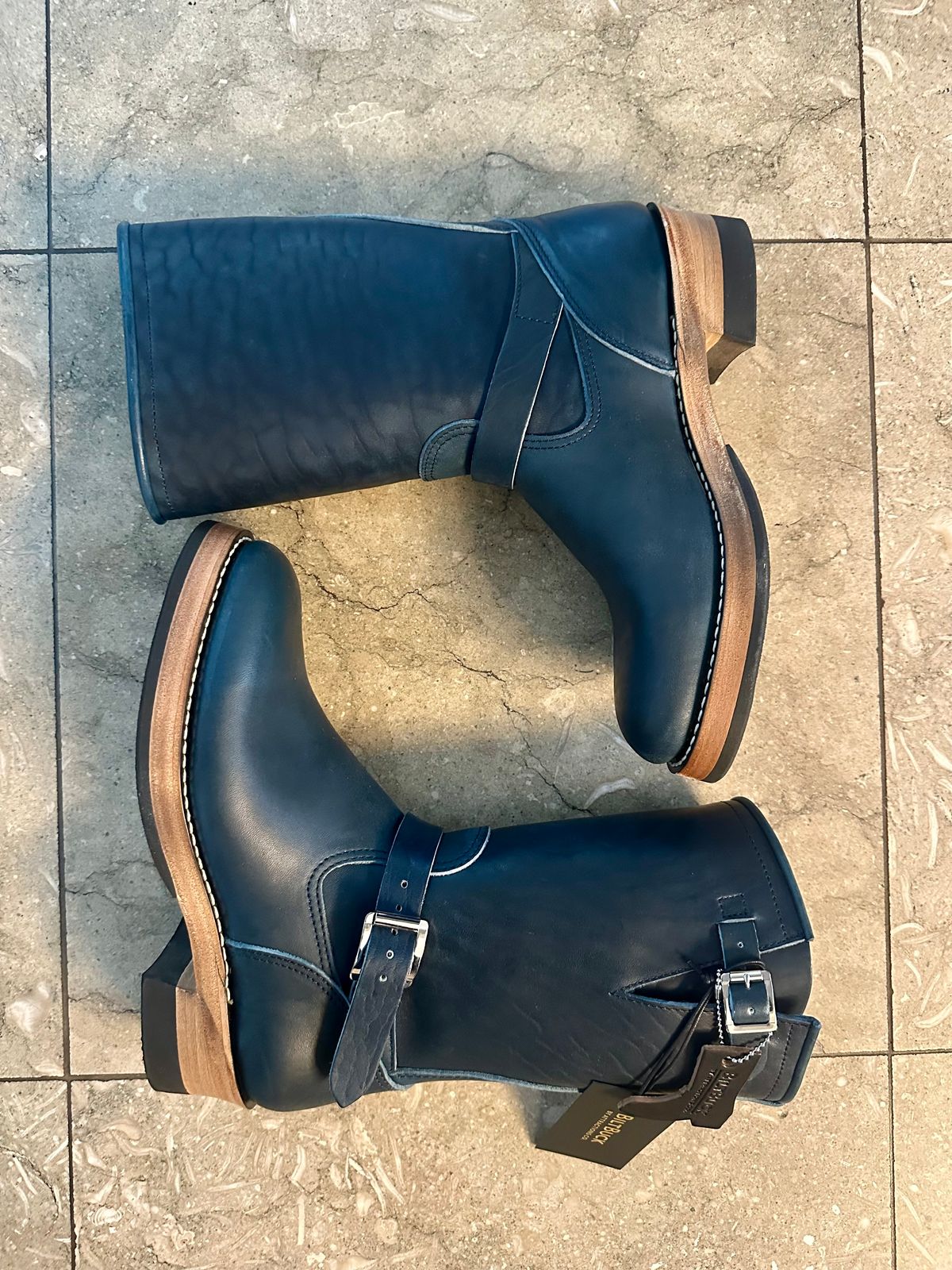 Photo by Suited_n_Booted on June 25, 2026 of the Attractions Biltbuck Lot 444SP (Special Edition) in Indigo Horsebutt.