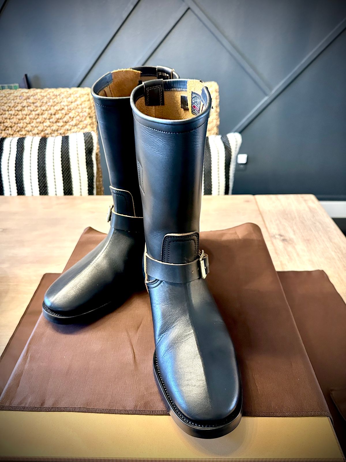Photo by Suited_n_Booted on June 8, 2026 of the Clinch Engineer Boots 11-Inch Height in Degermann Black Gustave Cowhide.