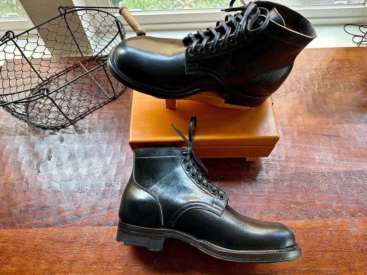 Photo by Suited_n_Booted on March 7, 2026 of the Viberg Service Boot in Maryam Nero Tea Core Lucida Horsebutt.