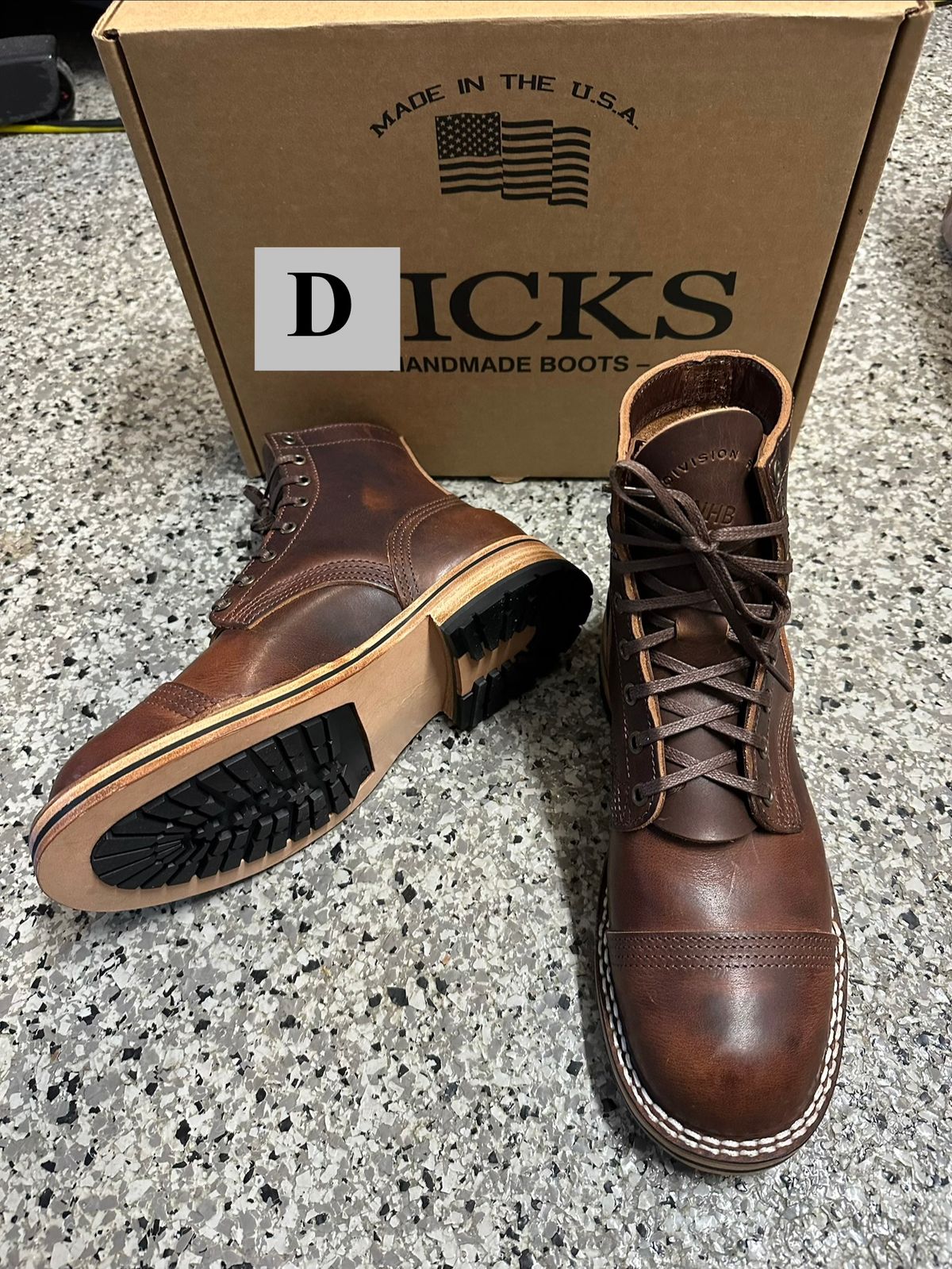 Photo by Suited_n_Booted on April 14, 2026 of the Division Road: Everyday Man Boot in Italian Brown Cypress.