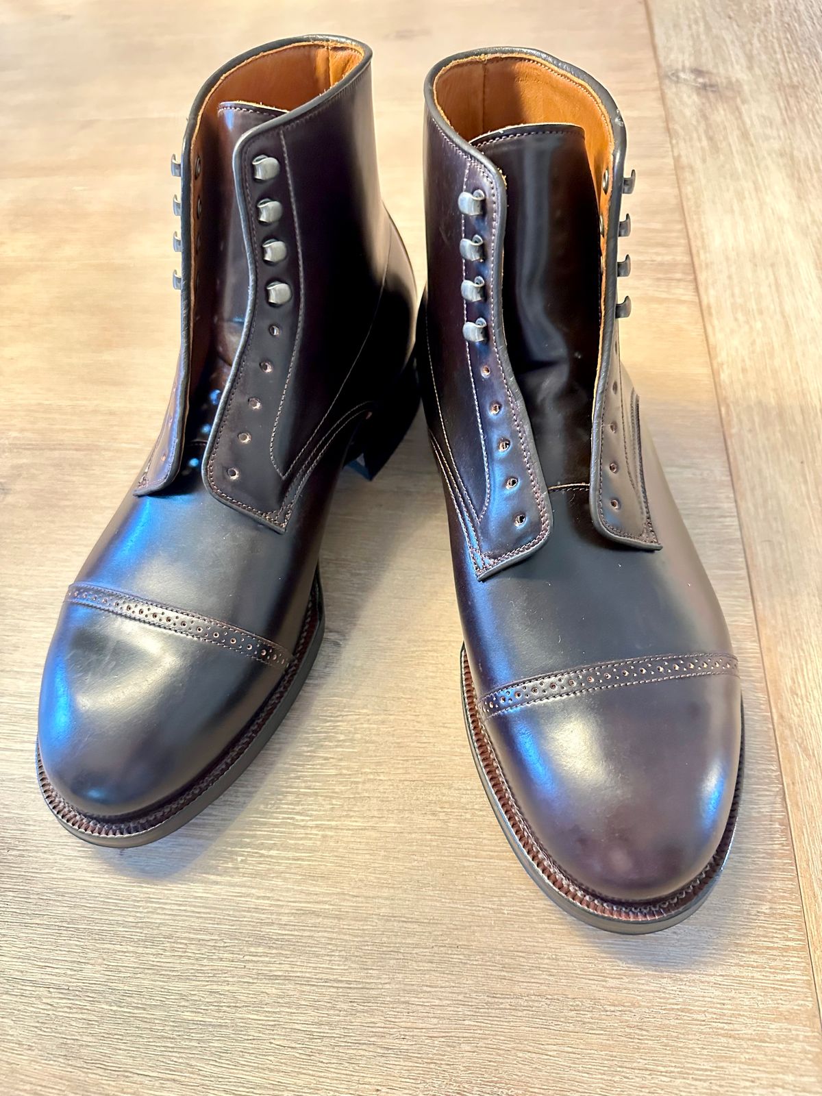 Photo by Suited_n_Booted on June 9, 2026 of the Viberg Navvy Boot in Horween Color 8 Shell Cordovan.