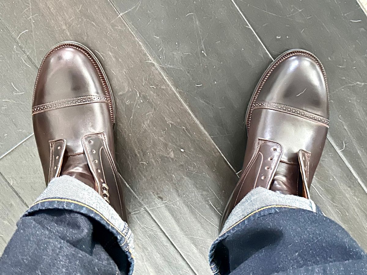 Photo by Suited_n_Booted on June 9, 2026 of the Viberg Navvy Boot in Horween Color 8 Shell Cordovan.