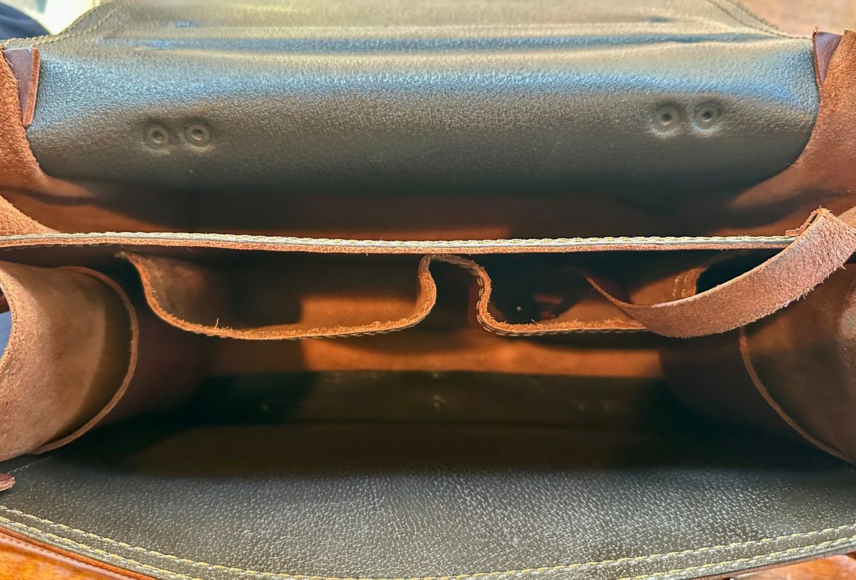 Photo by Suited_n_Booted on May 24, 2026 of the Saddleback Leather Co. Briefcase in Chestnut.