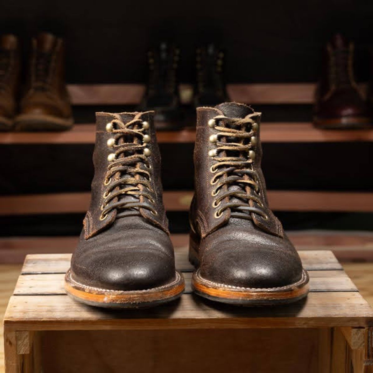 Photo by ScuffedUpKicks on January 6, 2025 of the Parkhurst The Allen in Horween Brown Waxed Flesh.