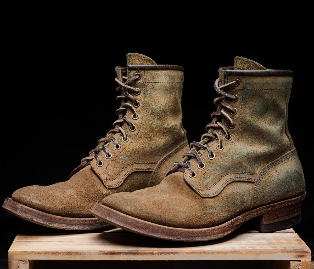 Photo by ScuffedUpKicks on April 5, 2026 of the Sobreiro Boots Estrella in Lo Stivale Natural Roughout.