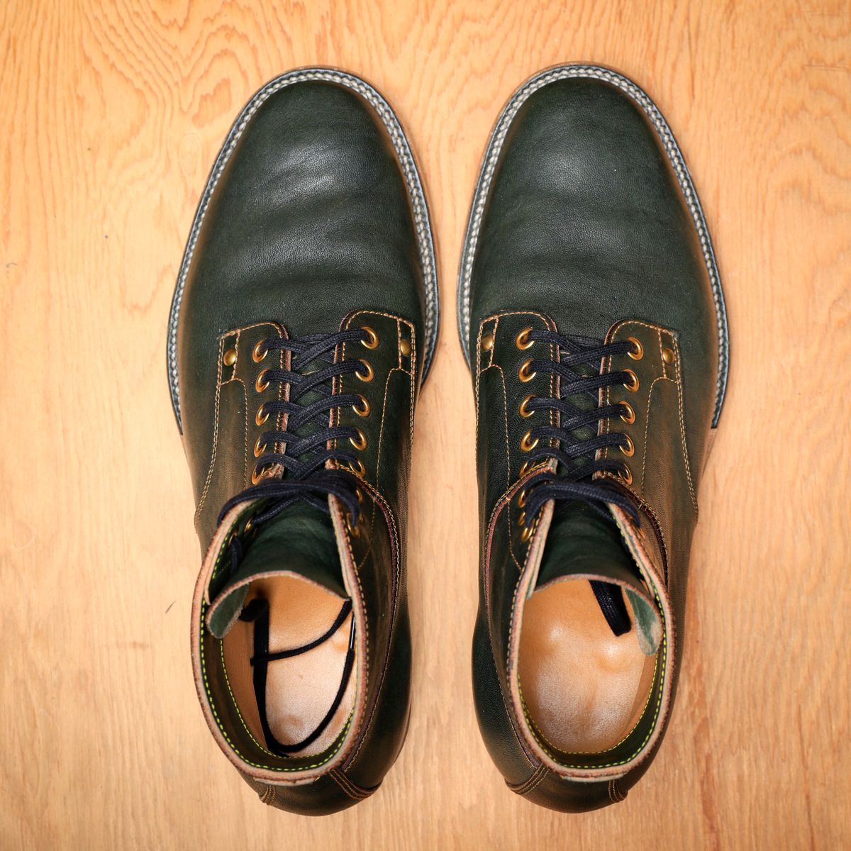 Photo by ScuffedUpKicks on December 6, 2025 of the Iron Boots x Østmo Type 1 in Maryam Dark Green Hand-Dyed Horsehide.
