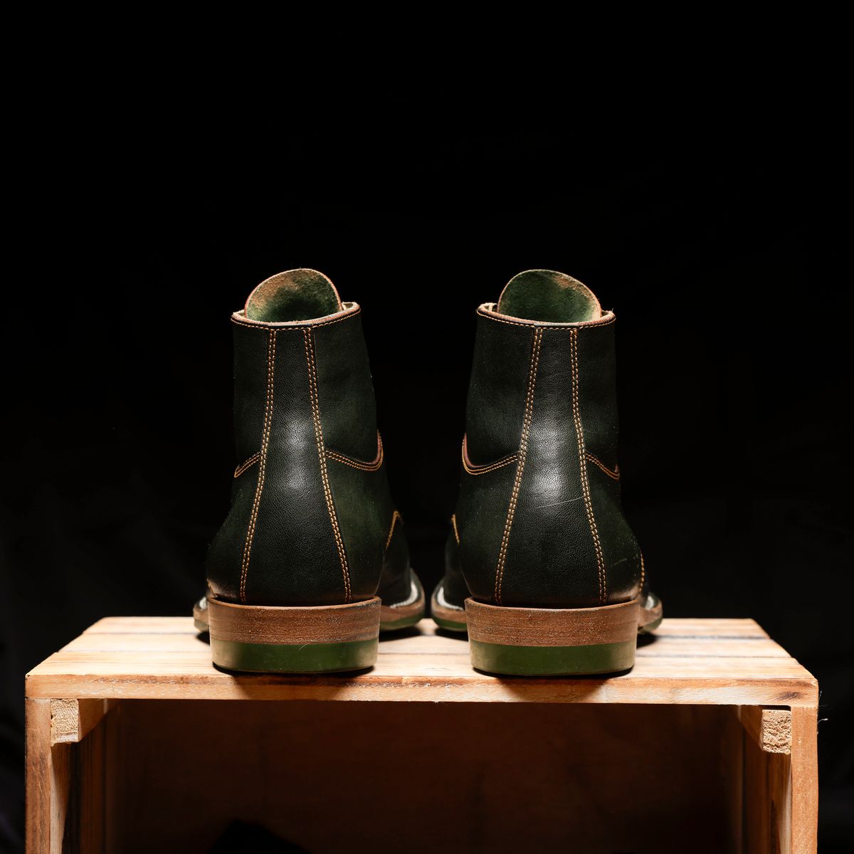 Photo by ScuffedUpKicks on February 5, 2026 of the Iron Boots x Østmo Type 1 in Maryam Dark Green Hand-Dyed Horsehide.