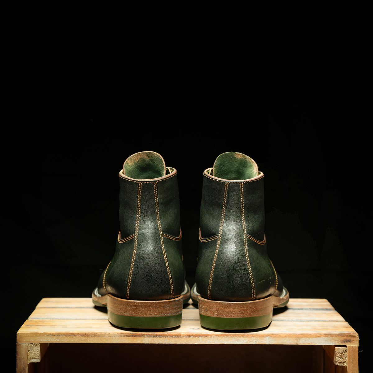 Photo by ScuffedUpKicks on March 6, 2026 of the Iron Boots x Østmo Type 1 in Maryam Dark Green Hand-Dyed Horsehide.