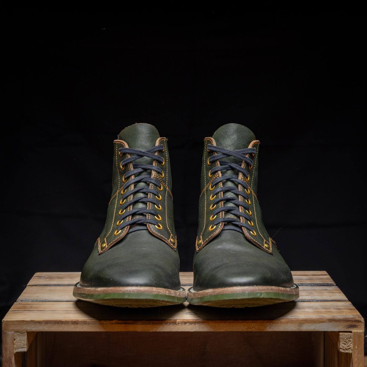 Photo by ScuffedUpKicks on April 5, 2026 of the Iron Boots x Østmo Type 1 in Maryam Dark Green Hand-Dyed Horsehide.