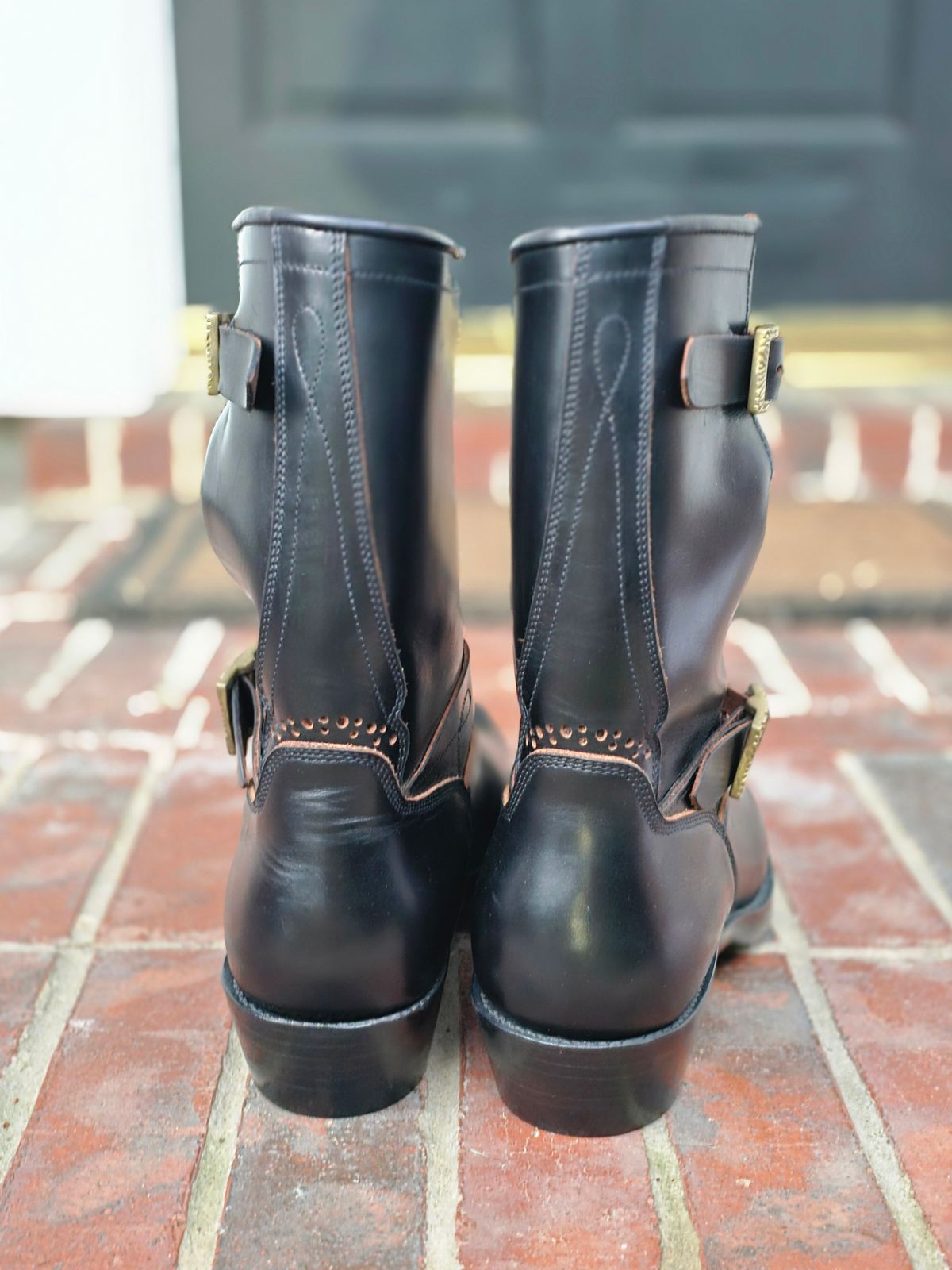 Photo by alanight on October 1, 2025 of the Fortis Boots Engineer Pandawa Last in Fortis Boots Indonesian Natural Vegtan Hand Overdye.