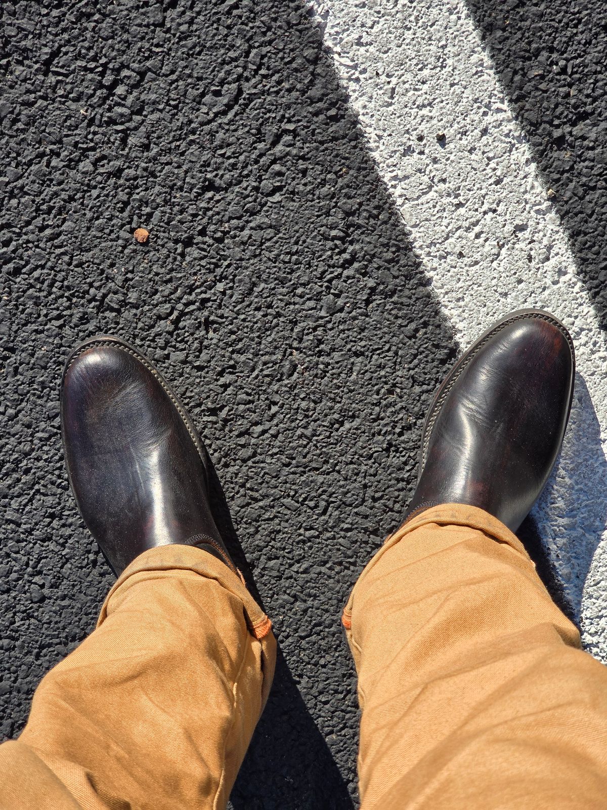 Photo by alanight on November 25, 2025 of the Fortis Boots Engineer Pandawa Last in Fortis Boots Indonesian Natural Vegtan Hand Overdye.