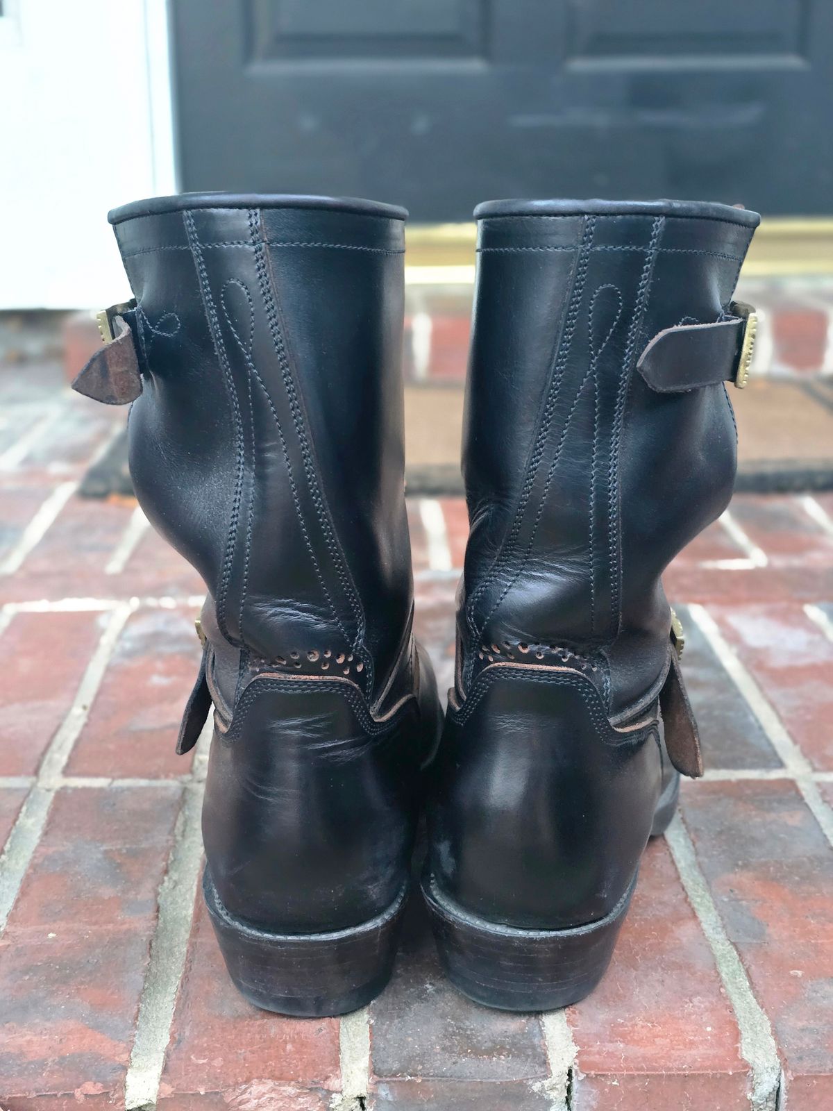 Photo by alanight on January 5, 2026 of the Fortis Boots Engineer Pandawa Last in Fortis Boots Indonesian Natural Vegtan Hand Overdye.